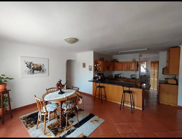 4 BEDROOM PROPERTY TO RENT IN ROOIHUISKRAAL NORTH